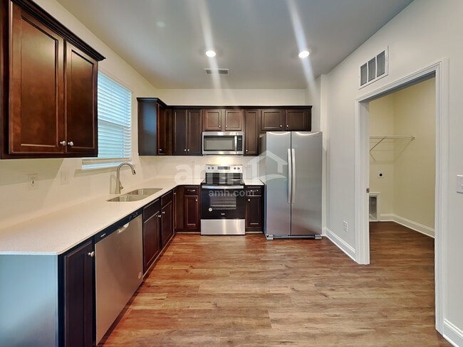 Building Photo - 1328 Bethany Dallas Dr