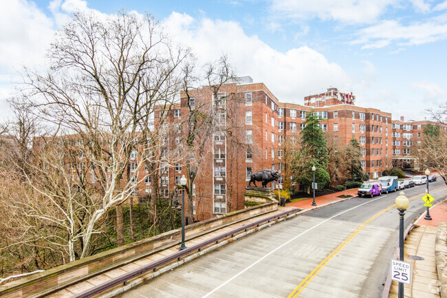 Foto del edificio - Gateway Georgetown Condos