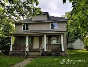 Building Photo - 315 Voorheis St