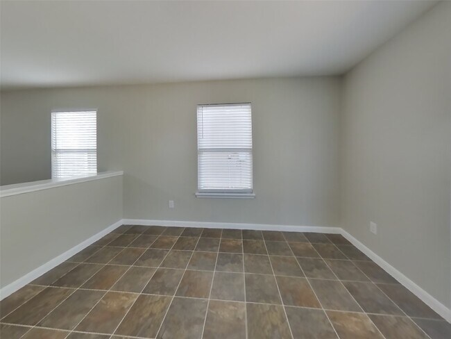 Foto del edificio - 10914 Tipton Oaks Dr