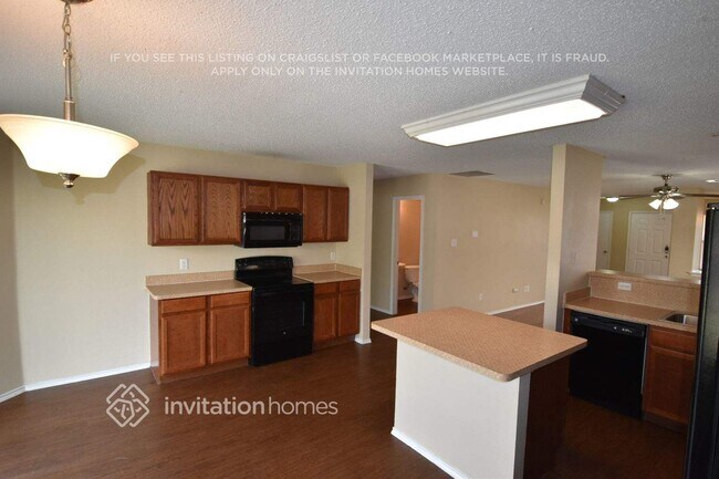 Building Photo - 1005 Meadowlark Dr