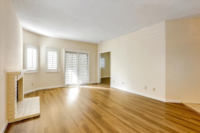 Building Photo - 3755 Terstena Pl