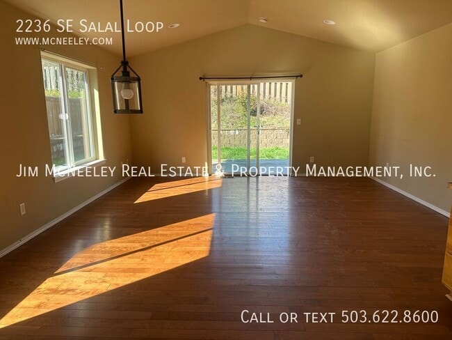 Building Photo - 2236 SE Salal Lp