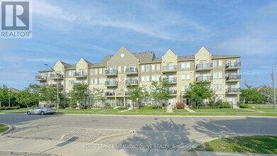 Building Photo - 5705-5705 Long Valley Rd