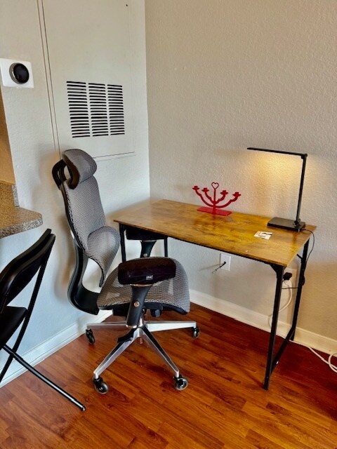 Foto del edificio - 860 N Orange Ave