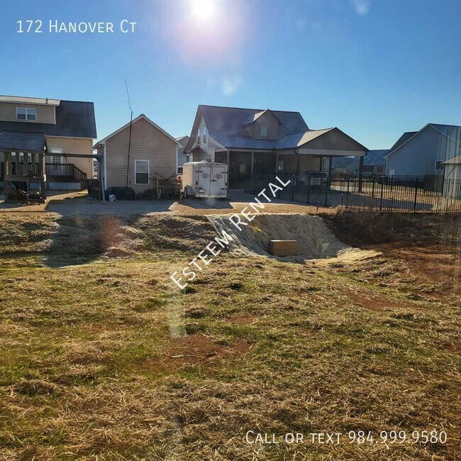 Foto del edificio - 172 Hanover Ct