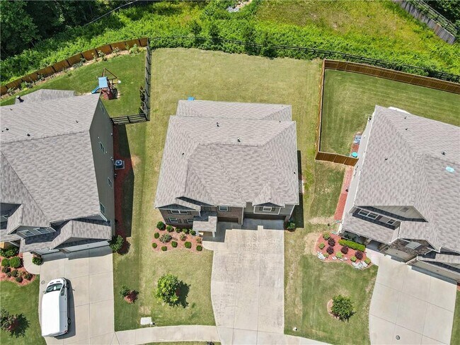Foto del edificio - 6325 Pine Bluff Dr