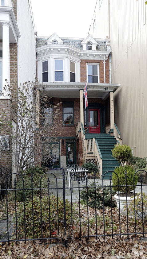 Photo - 2134 Wisconsin Ave, Washington, DC, 20007