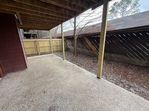 Building Photo - 8250 Governor Dr