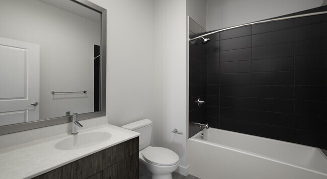 Building Photo - 129 Arsenal St