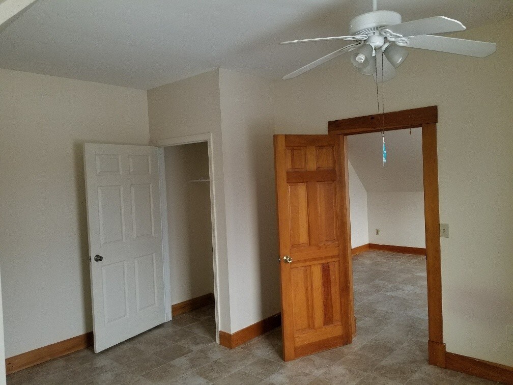 Foto principal - 336 Horseback Rd