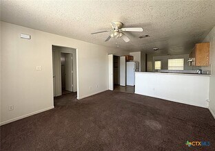 Building Photo - 2111 Jennifer Dr