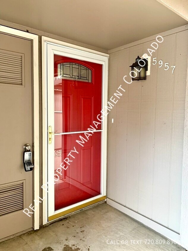 5957 S Willow Way Townhouse for Rent in Greenwood Village, CO