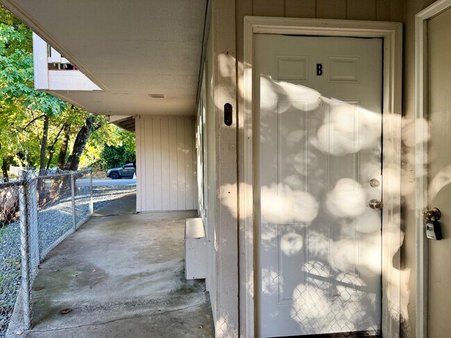 Foto del edificio - 505 NW D St