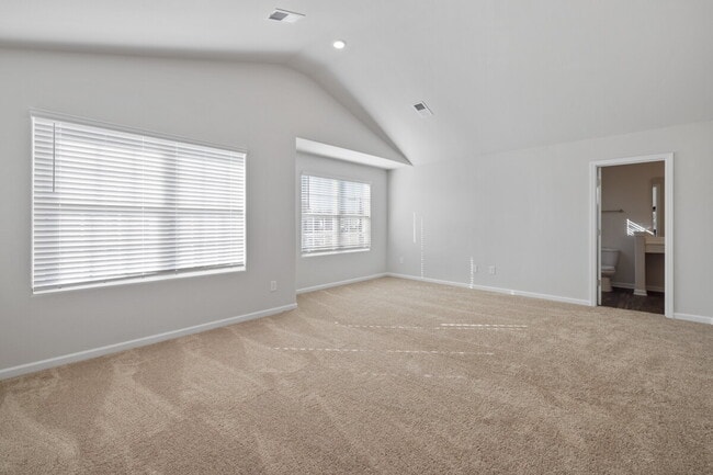 Building Photo - 2110 Briar Run Dr