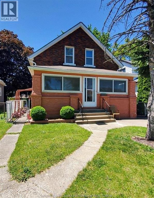 Primary Photo - 2267 Highland Ave