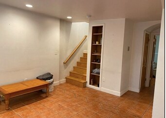 Foto del edificio - 493 E 7th St