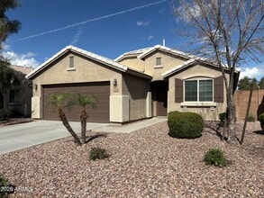 Building Photo - 2190 E Hazeltine Way