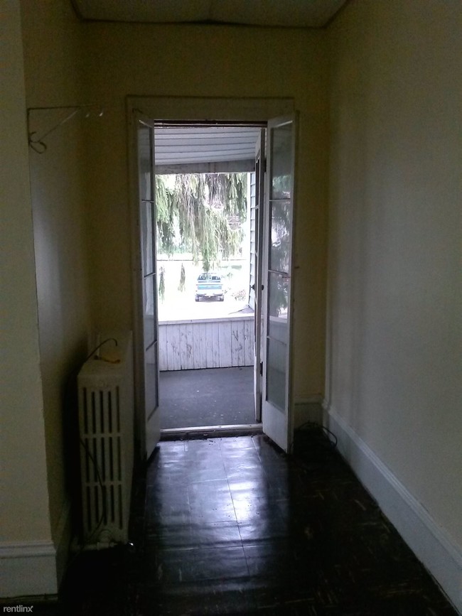 Building Photo - 85 Elmwood Ave