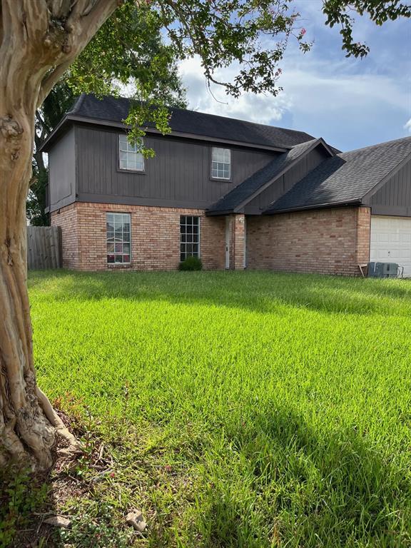 Building Photo - 16346 Quail Hunt Dr