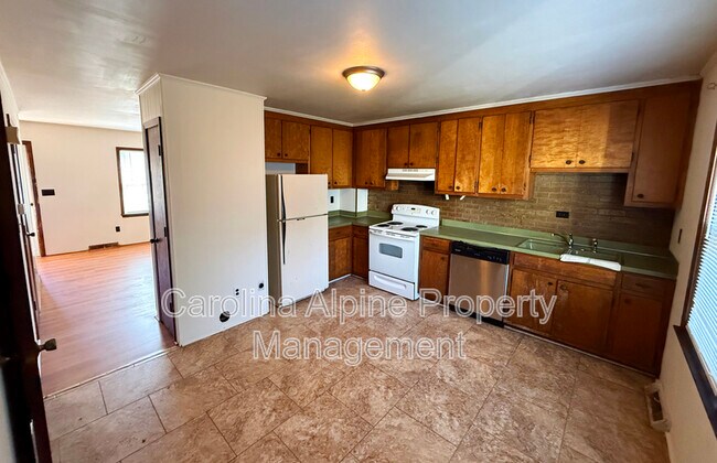 Foto del edificio - 229 W Kerr St