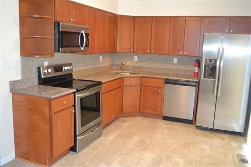 Building Photo - 5 Rodio Ct
