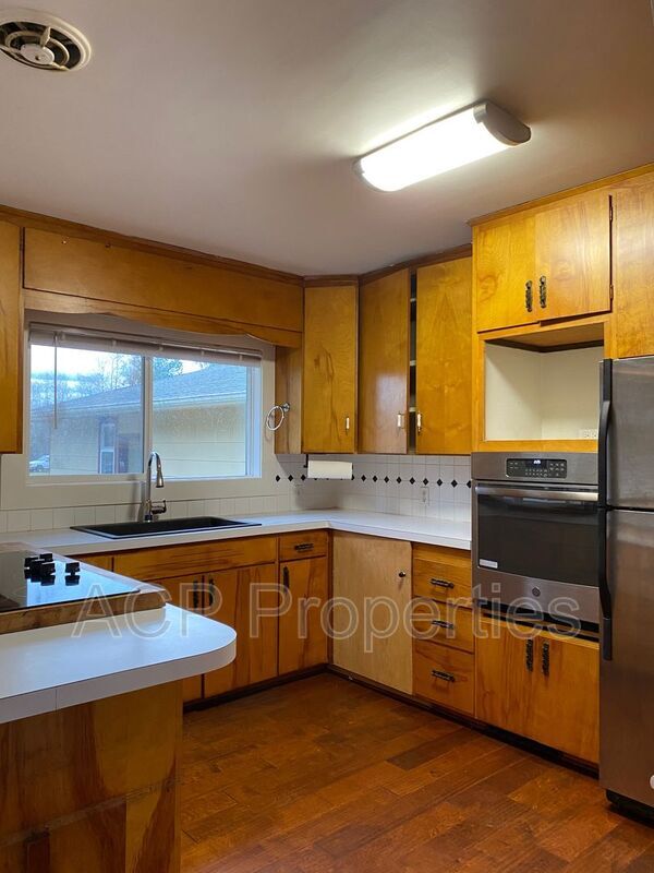 1593 Slater Rd, Ferndale, WA 98248 House Rental in Ferndale, WA