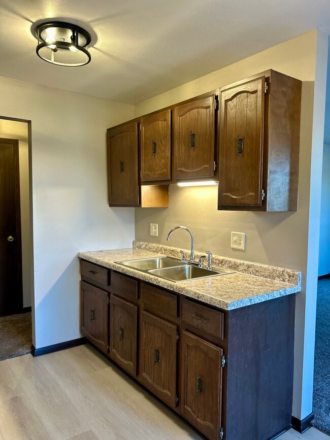 Building Photo - 2125 Camelot Court