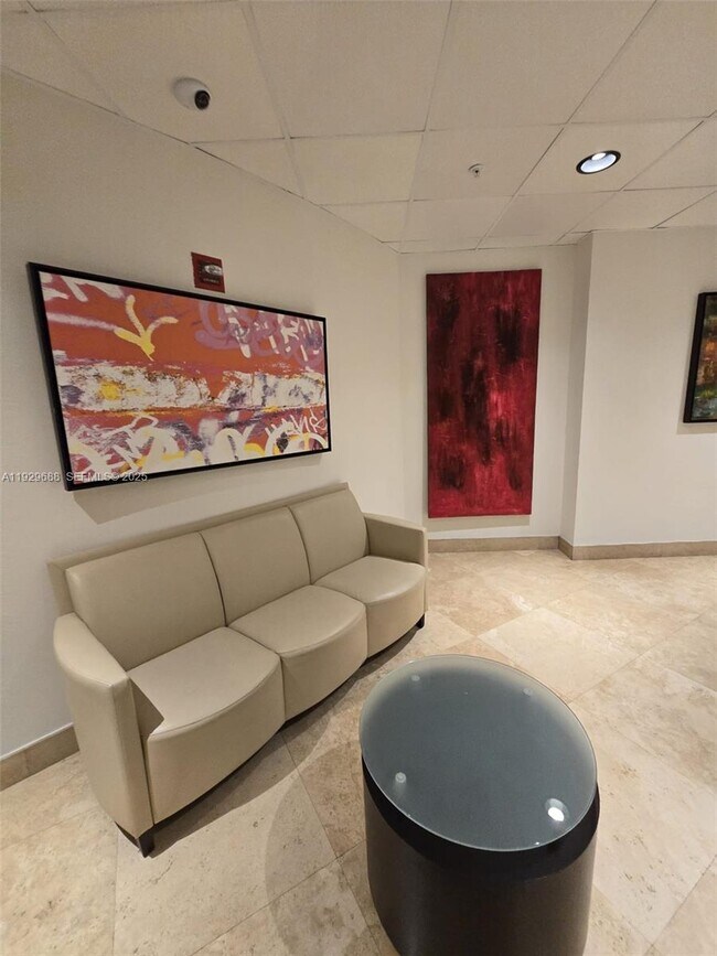 Foto del edificio - 1500 Bay Rd