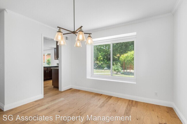 Building Photo - 4 br, 2.5 bath House - 720 Oak Branch Drive