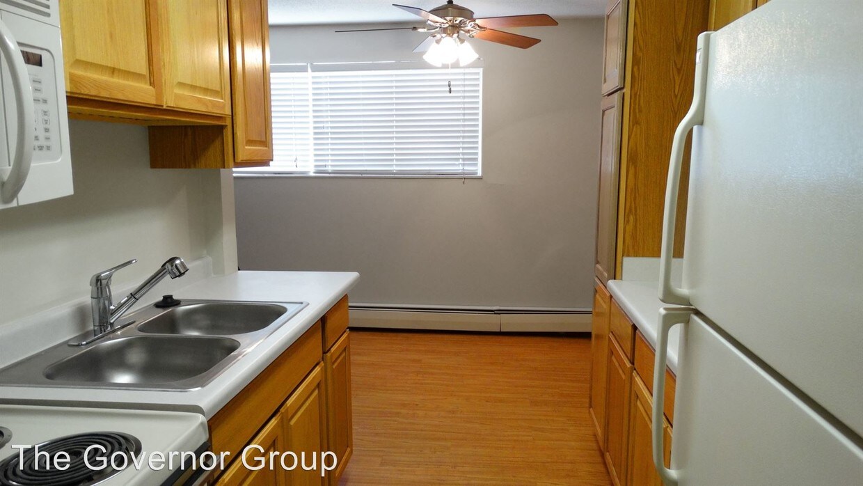 Primary Photo - 2042 9th St
