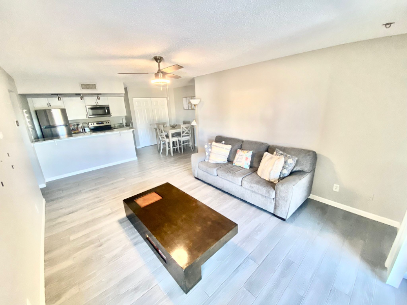 Foto principal - 5321 Summerlin Rd