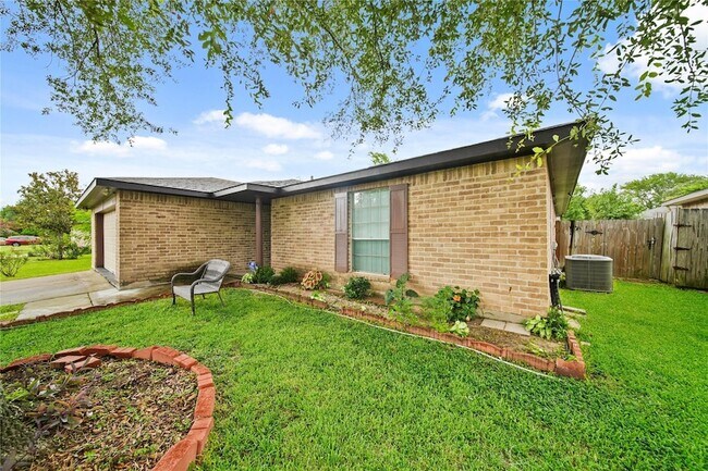 Foto del edificio - 10431 Odessa Dr