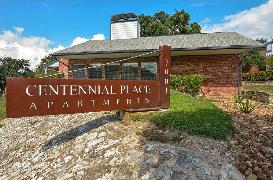 Centennial Place Apartments