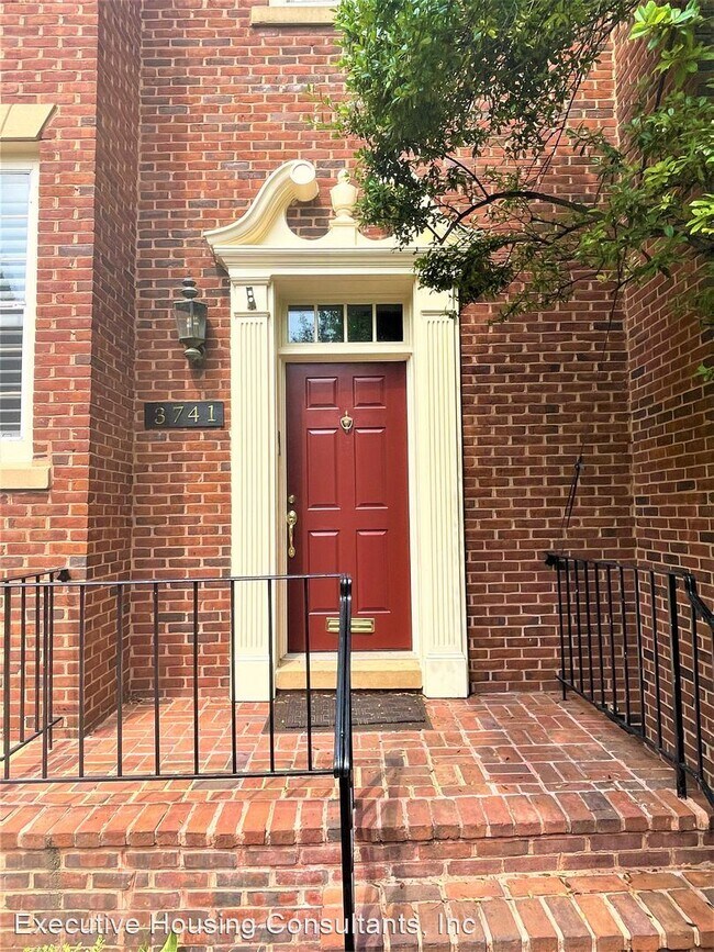 Building Photo - 4 br, 4.5 bath House - 3741 Winfield Ln