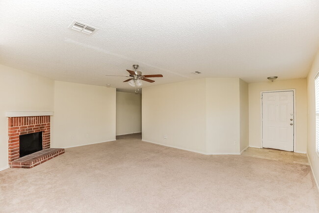 Building Photo - 508 Nuffield Ln