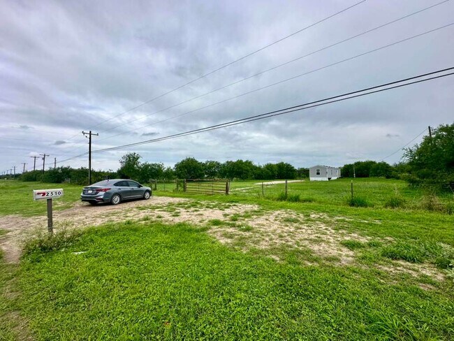 Foto del edificio - 22602 Val Verde Rd
