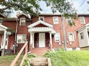 Building Photo - 864 Vankirk St