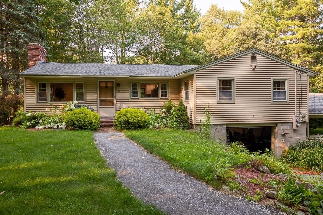 52 Brady Ave, Salem, NH 03079 House Rental in Salem, NH