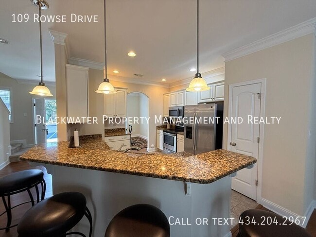 Building Photo - 109 Rowse Dr