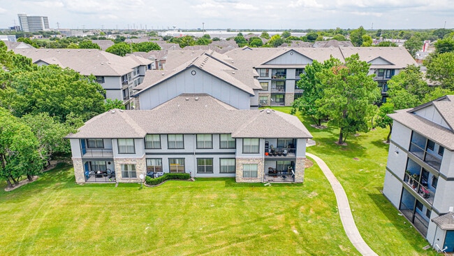 Foto del edificio - Life at Brighton Estates