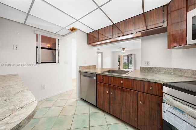 Photo - 20905 NE 8th Ct Apartment