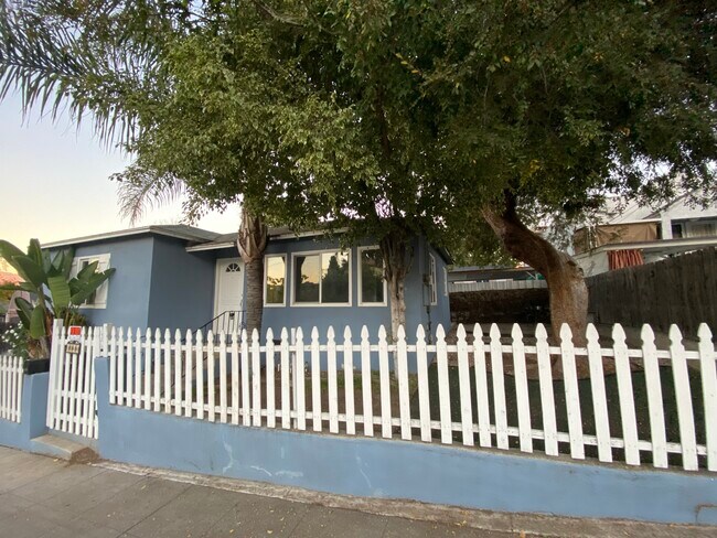 Foto del edificio - 1044 Tremont St