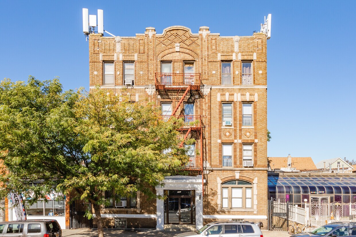 Foto del edificio - 8754 17th Ave
