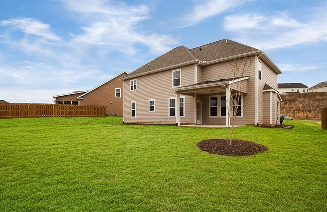Building Photo - 1715 Davenport Dr