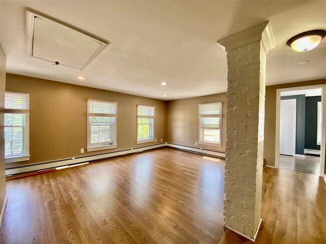 Foto del edificio - 427 4th St