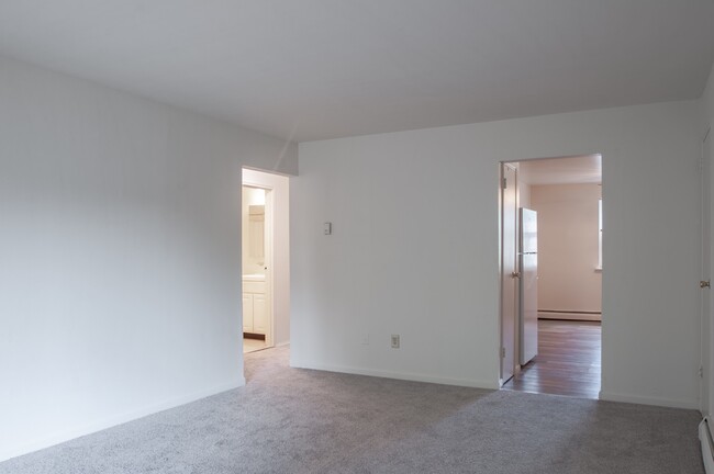 Pennsbury Court Apartments 387 Plaza Blvd Morrisville PA 19067 Pennsbury Court Apartments 387 Plaza Blvd Morrisville PA 19067