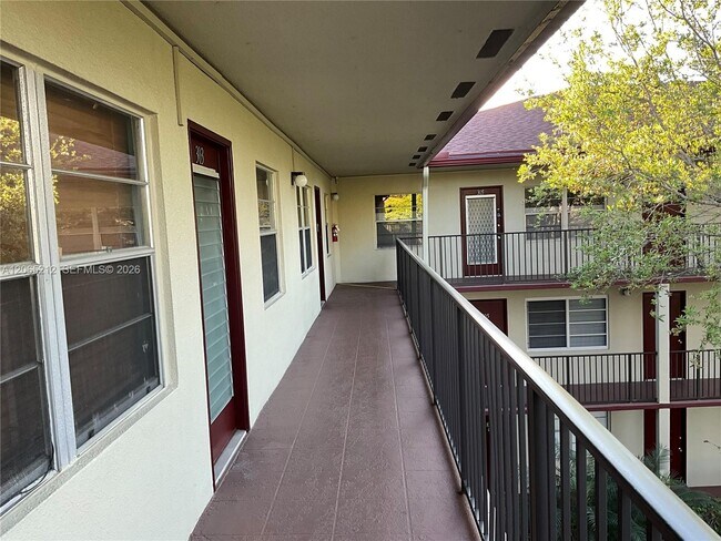 Foto del edificio - 150 SW 134th Way