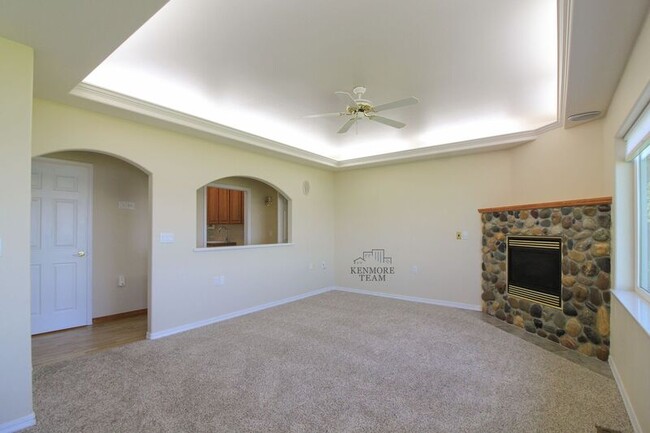 Building Photo - 225804 E Donelson Rd