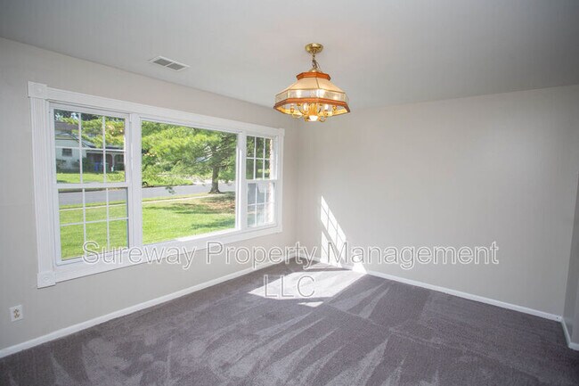 Foto del edificio - 1016 Eagle Ln